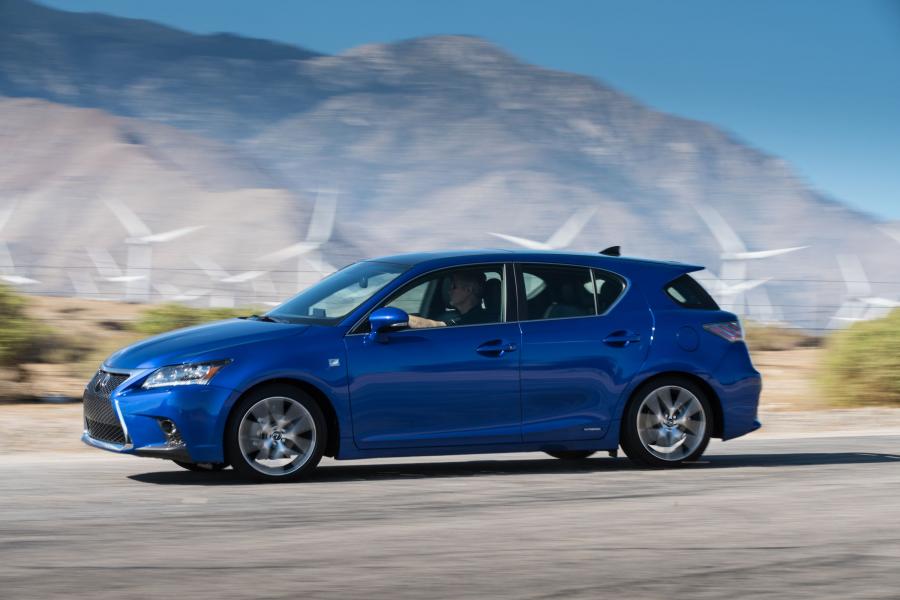 Lexus CT200h F-Sport 2014 года  (NA) (фото 37 из 41)